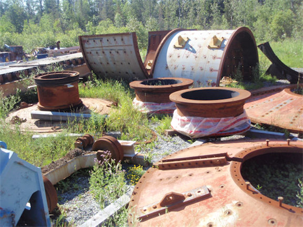 Fuller 18' X 10-1/2' (5.5m X 3.2m) Sag Mill, Rubber-lined With 1500 Hp, 1192 Rpm Motor)